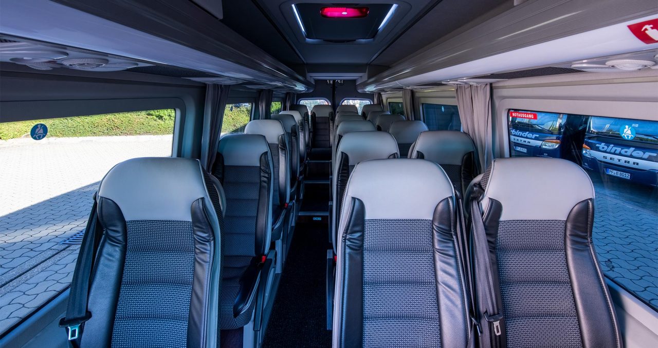 19-Sitzer Kleinbus – Innenraum