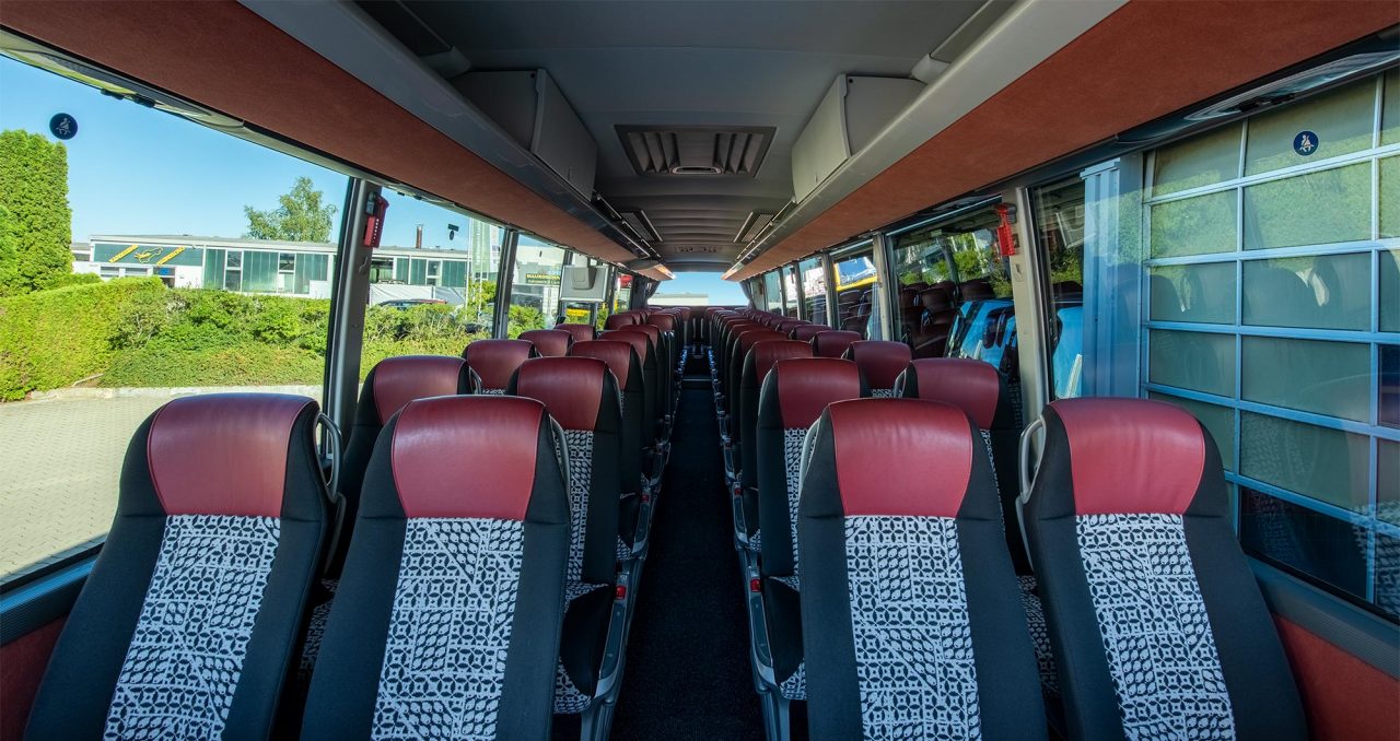 44+2-Sitzer Reisebus – Innenraum