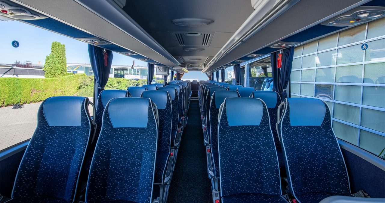 49+2-Sitzer Reisebus – Innenraum