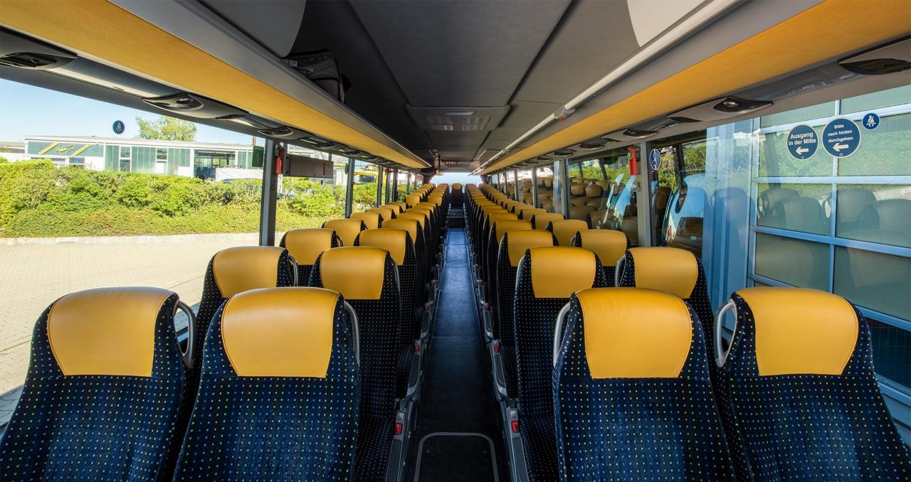 69+2-Sitzer Ausflugsbus – Innenraum